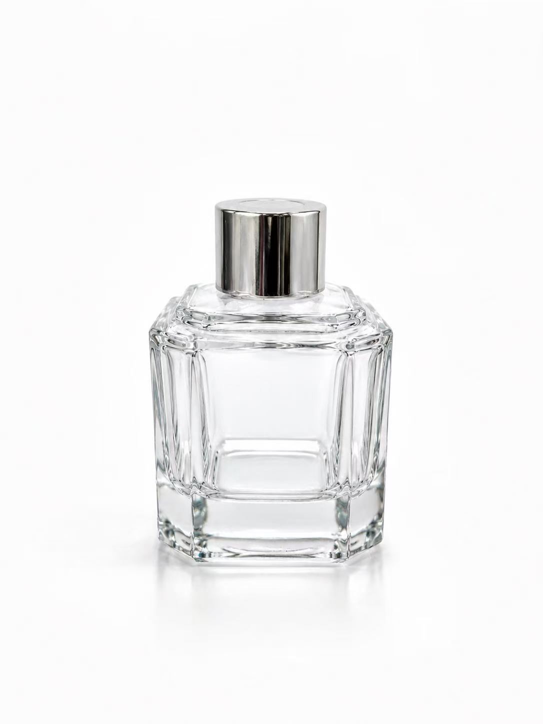 HJ-328 Fasetli Kare Cam Kamış Difüzör Şişesi – 100 ml